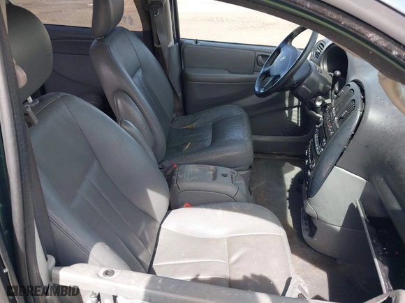 2007 Dodge Grand Caravan SXT with VIN 2D4GP44L37R356726, listed as a IAAI auction lot 41952742 with 143,950 mi miles. Bid and sale history available at carsss.com. Image 5.