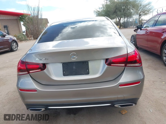 2019 Mercedes-Benz A 220 with VIN WDD3G4EB0KW002184, listed as a IAAI auction lot 41593773 with 38,476 mi miles and . Bid and sale history available at DreamBid. Image 17.