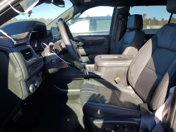 2024 Chevrolet Suburban RST with VIN 1GNSKEKDXRR161567, listed as a Copart auction lot 43260455 with 15,343 mi miles and Salvage Title. Bid and sale history available at carsss.com. Image 7.