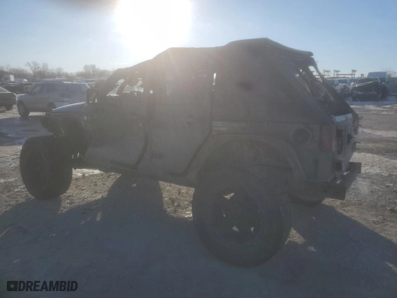 2010 Jeep Wrangler Unlimited Sport with VIN 1J4BA3H17AL184805, listed as a Copart auction lot 89165695 with 189,980 mi miles and Salvage Title. Bid and sale history available at carsss.com. Image 2.