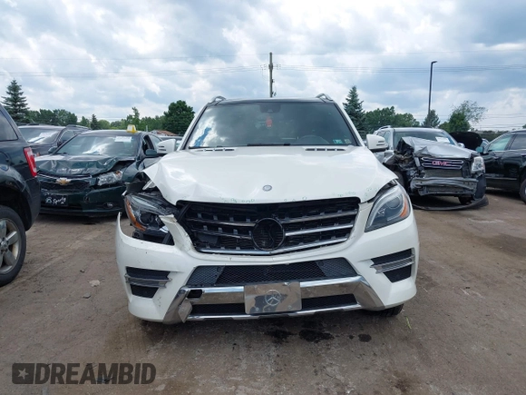 2015 Mercedes-Benz M 400 with VIN 4JGDA5GB8FA481715, listed as a IAAI auction lot 39877227 with 113,417 mi miles and . Bid and sale history available at DreamBid. Image 12.