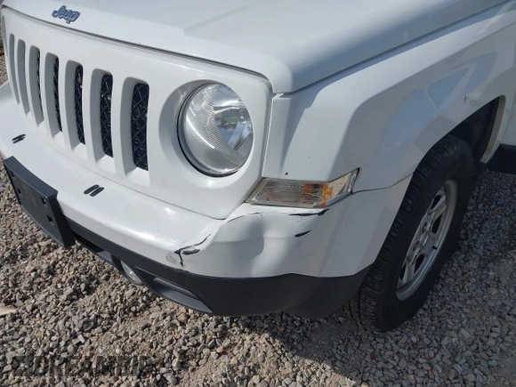 2017 Jeep Patriot Sport with VIN 1C4NJPBA8HD149312, listed as a IAAI auction lot 42176455 with 123,919 mi miles. Bid and sale history available at carsss.com. Image 6.