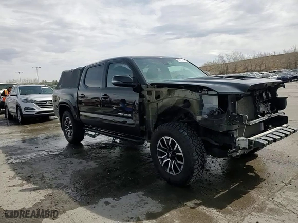 2020 Toyota Tacoma 4WD SR5 with VIN 3TMCZ5AN3LM332543, listed as a Copart auction lot 50872735 with 92,396 mi miles and Salvage Title. Bid and sale history available at carsss.com. Image 14.