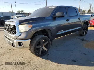2017 Toyota Tundra 2WD SR5 with VIN 5TFEM5F19HX114444, listed as a Copart auction lot 84446564 with 103,231 mi miles and Salvage Title. Bid and sale history available at carsss.com. Image 1.