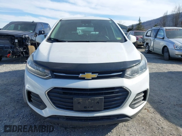 2017 Chevrolet Trax LS with VIN 3GNCJNSBXHL234920, listed as a IAAI auction lot 41622170 with 98,166 mi miles. Bid and sale history available at carsss.com. Image 13.