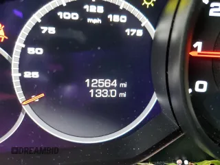 2021 Porsche Cayenne z VIN WP1BA2AY4MDA43131, wystawiony jako Copart lot #70958822 z przebiegiem 12 564 mil mil oraz . Historia ofert i sprzedaży dostępna na DreamBid. Obrazek 9.