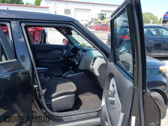 2016 Kia Soul with VIN KNDJN2A26G7287220, listed as a IAAI auction lot 41994634 with 146,103 mi miles and . Bid and sale history available at DreamBid. Image 5.