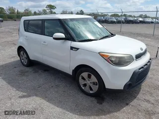 2014 Kia Soul with VIN KNDJN2A26E7741866, listed as a IAAI auction lot 41703749 with 181,024 mi miles. Bid and sale history available at carsss.com. Image 1.