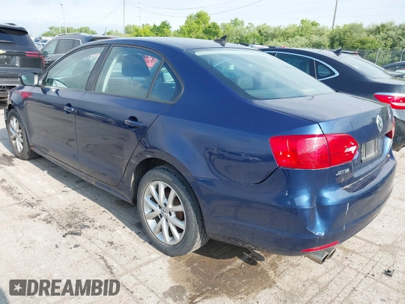 2011 Volkswagen Jetta SE with VIN 3VWDZ7AJ4BM324511, listed as a IAAI auction lot 42355964 with 122,509 mi miles and . Bid and sale history available at DreamBid. Image 3.