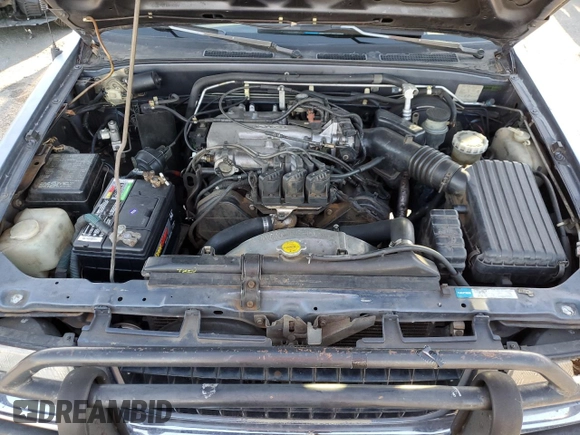 1995 Isuzu Rodeo z VIN 4S2CM58V2S4361566, wystawiony jako Copart lot #48424065 z przebiegiem 241 207 mil mil oraz Czysty tytuł • Clean title. Historia ofert i sprzedaży dostępna na DreamBid. Obrazek 11.