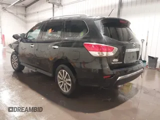 2016 Nissan Pathfinder SL z VIN 5N1AR2MM4GC660727, wystawiony jako IAAI lot #41834916 z przebiegiem Nie podano mil oraz . Historia ofert i sprzedaży dostępna na DreamBid. Obrazek 3.