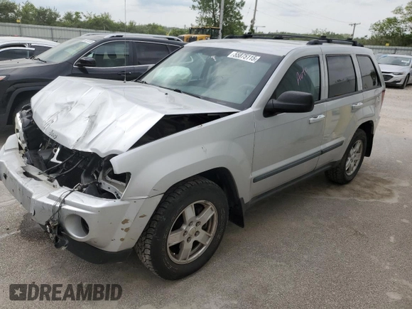 2007 Jeep Grand Cherokee Laredo z VIN 1J8GR48K37C617623, wystawiony jako Copart lot #55875115 z przebiegiem 117 588 mil mil oraz Szkoda całkowita • Salvage title. Historia ofert i sprzedaży dostępna na DreamBid. Obrazek 1.