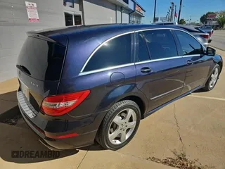 2011 Mercedes-Benz R 350 with VIN 4JGCB6FE4BA115965, listed as a Copart auction lot 82163294 with 158,225 mi miles and Clean Title. Bid and sale history available at DreamBid. Image 4.