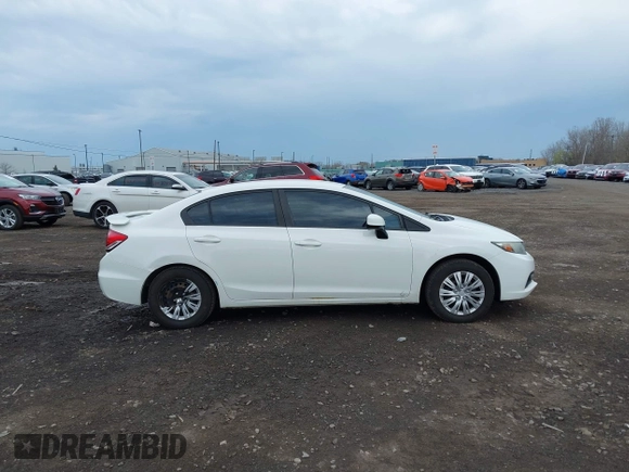 2013 Honda Civic LX z VIN 2HGFB2F5XDH569072, wystawiony jako IAAI lot #42122963 z przebiegiem 160 207 mil mil oraz . Historia ofert i sprzedaży dostępna na DreamBid. Obrazek 13.