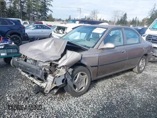 2001 Kia Sephia z VIN KNAFB121815046919, wystawiony jako IAAI lot #41398257 z przebiegiem 191 818 mil mil oraz . Historia ofert i sprzedaży dostępna na DreamBid. Obrazek 2.