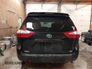 2015 Toyota Sienna Ltd with VIN 5TDDK3DCXFS122419, listed as a IAAI auction lot 41336752 with 243,567 mi miles. Bid and sale history available at carsss.com. Image 16.