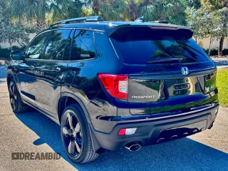 2021 Honda Passport Elite with VIN 5FNYF8H01MB013559, listed as a Copart auction lot 53684375 with 37,300 mi miles and Clean Title. Bid and sale history available at carsss.com. Image 3.