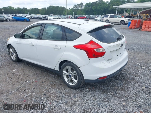 2014 Ford Focus SE z VIN 1FADP3K27EL323874, wystawiony jako IAAI lot #42131316 z przebiegiem 140 815 mil mil oraz . Historia ofert i sprzedaży dostępna na DreamBid. Obrazek 3.