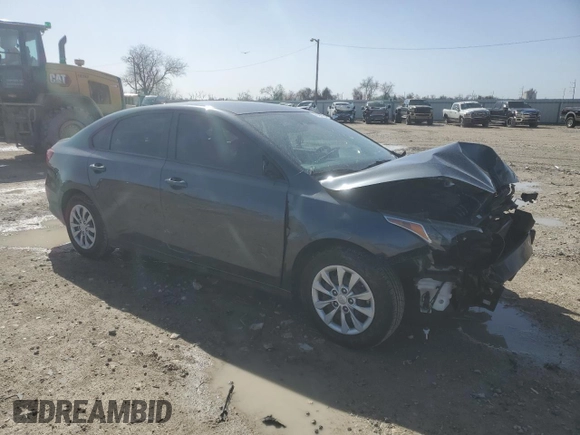 2021 Kia Forte FE with VIN 3KPF24AD1ME407349, listed as a Copart auction lot 47695845 with 31,405 mi miles and Salvage Title. Bid and sale history available at carsss.com. Image 4.