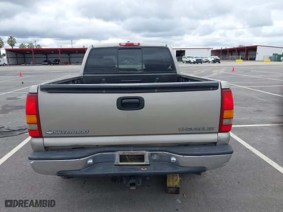 1999 Chevrolet Silverado 1500 LS with VIN 2GCEC19T6X1167722, listed as a IAAI auction lot 41741518 with 319,692 mi miles. Bid and sale history available at carsss.com. Image 16.