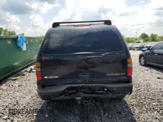 2005 Chevrolet Tahoe Z71 with VIN 1GNEC13T85R200692, listed as a Copart auction lot 62088855 with 242,402 mi miles and Salvage title. Bid and sale history available at DreamBid. Image 6.