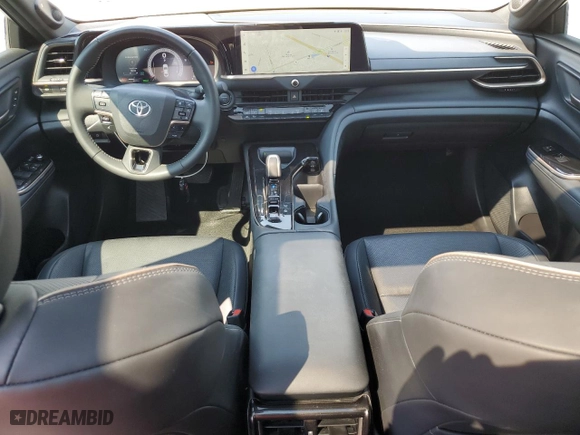 2024 Toyota Crown XLE with VIN JTDAAAAF5R3019505, listed as a Copart auction lot 71232704 with 34,012 mi miles and Salvage Title. Bid and sale history available at carsss.com. Image 8.
