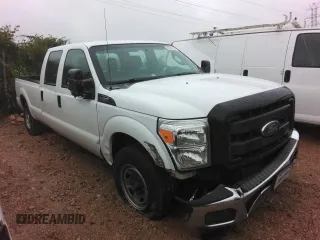 2015 Ford F-250 XL z VIN 1FT7W2A67FED48997, wystawiony jako Copart lot #89247355 z przebiegiem 291 467 mil mil oraz Szkoda całkowita • Salvage title. Historia ofert i sprzedaży dostępna na DreamBid. Obrazek 4.