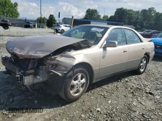 1997 Lexus ES 300 Luxury Sport Sdn with VIN JT8BF22G5V0078101, listed as a Copart auction lot 56498984 with 0 mi miles and Salvage Title. Bid and sale history available at carsss.com. Image 1.