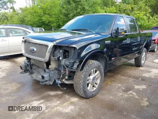 2006 Ford F-150 XLT z VIN 1FTPW14556KB25310, wystawiony jako IAAI lot #42345739 z przebiegiem 204 452 mil mil oraz . Historia ofert i sprzedaży dostępna na DreamBid. Obrazek 19.