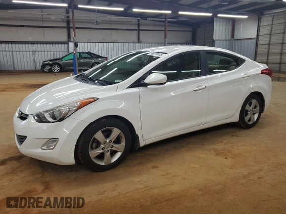 2013 Hyundai Elantra GLS z VIN 5NPDH4AE0DH407773, wystawiony jako Copart lot #58018805 z przebiegiem 149 353 mil mil oraz Szkoda całkowita • Salvage title. Historia ofert i sprzedaży dostępna na DreamBid. Obrazek 1.