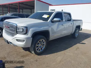 2017 GMC Sierra 1500 Denali z VIN 3GTU2PEC8HG502379, wystawiony jako IAAI lot #42040538 z przebiegiem 108 960 mil mil oraz . Historia ofert i sprzedaży dostępna na DreamBid. Obrazek 20.