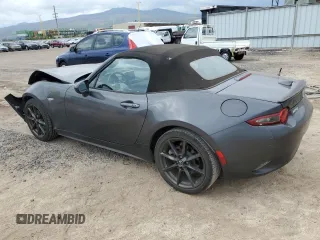 2016 Mazda MX-5 Miata Club z VIN JM1NDAC73G0103805, wystawiony jako Copart lot #51724195 z przebiegiem 76 522 mil mil oraz Szkoda całkowita • Salvage title. Historia ofert i sprzedaży dostępna na DreamBid. Obrazek 2.