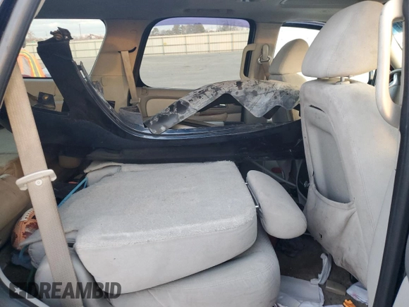 2007 GMC Yukon SLE with VIN 1GKFK13057J390012, listed as a Copart auction lot 86693004 with 0 mi miles and Salvage Title. Bid and sale history available at carsss.com. Image 10.
