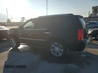 2013 Cadillac Escalade Platinum Edition with VIN 1GYS4DEF3DR125023, listed as a Copart auction lot 71715734 with 152,885 mi miles and Salvage Title. Bid and sale history available at carsss.com. Image 2.