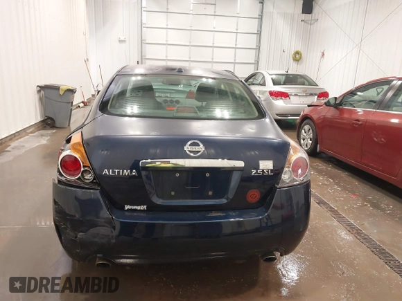2008 Nissan Altima 2.5 S with VIN 1N4AL21E38C245599, listed as a IAAI auction lot 41914002 with 153,170 mi miles. Bid and sale history available at carsss.com. Image 16.