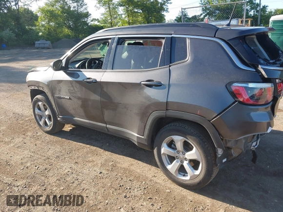 2018 Jeep Compass Latitude z VIN 3C4NJDBB7JT400246, wystawiony jako IAAI lot #42515966 z przebiegiem 39 094 mil mil oraz . Historia ofert i sprzedaży dostępna na DreamBid. Obrazek 3.