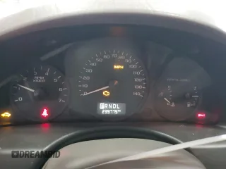 2004 Chevrolet Malibu Maxx LT with VIN 1G1ZU64894F174353, listed as a Copart auction lot 81935824 with 239,775 mi miles and Salvage Title. Bid and sale history available at carsss.com. Image 9.