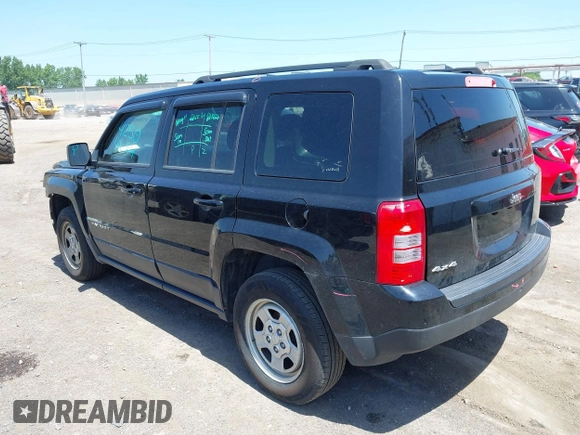 2015 Jeep Patriot Sport with VIN 1C4NJRBB8FD411962, listed as a IAAI auction lot 42504664 with 174,758 mi miles and . Bid and sale history available at DreamBid. Image 3.