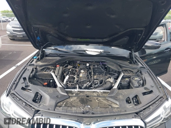 2021 BMW 5 Series 540i with VIN WBA53BJ08MWW95688, listed as a IAAI auction lot 42064036 with 39,410 mi miles and . Bid and sale history available at DreamBid. Image 10.