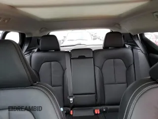 2023 Volvo XC40 Ultimate Dark Theme z VIN YV4L12UX2P2098537, wystawiony jako Copart lot #82546974 z przebiegiem 5 477 mil mil oraz Szkoda całkowita • Salvage title. Historia ofert i sprzedaży dostępna na DreamBid. Obrazek 10.