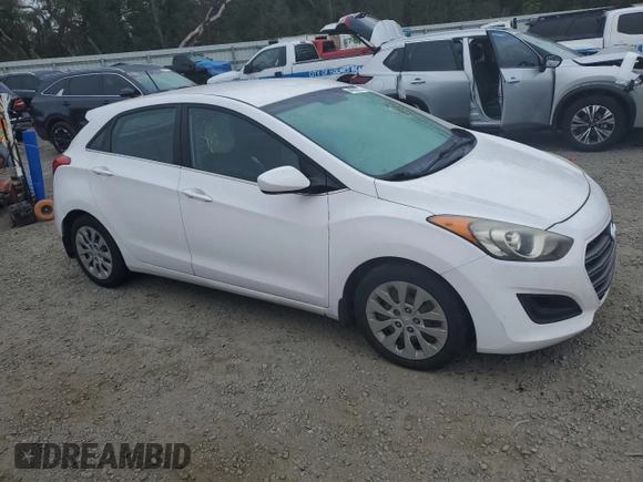 2016 Hyundai Elantra GT with VIN KMHD35LH5GU276602, listed as a Copart auction lot 44883575 with 127,104 mi miles and Clean Title. Bid and sale history available at carsss.com. Image 4.