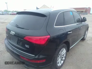 2015 Audi Q5 Premium Plus with VIN WA1LFAFP6FA068645, listed as a IAAI auction lot 38813892 with 1 mi miles. Bid and sale history available at carsss.com. Image 4.