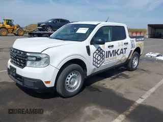 2024 Ford Maverick XL z VIN 3FTTW8A33RRA44705, wystawiony jako IAAI lot #42119896 z przebiegiem 8855 mil mil oraz . Historia ofert i sprzedaży dostępna na DreamBid. Obrazek 18.