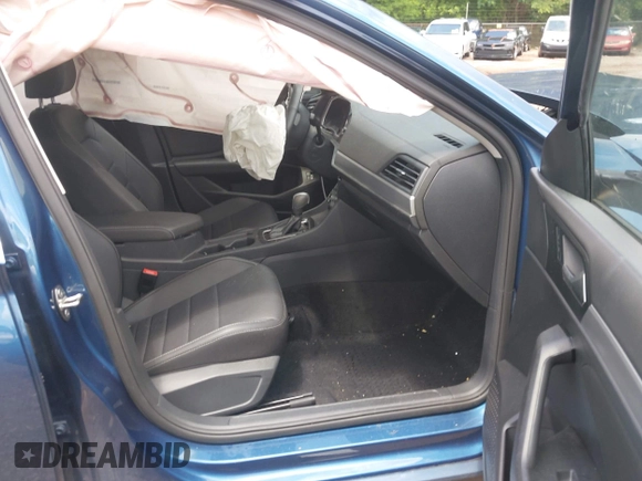 2021 Volkswagen Jetta S z VIN 3VWC57BU6MM033172, wystawiony jako IAAI lot #42371654 z przebiegiem 38 488 mil mil oraz . Historia ofert i sprzedaży dostępna na DreamBid. Obrazek 5.