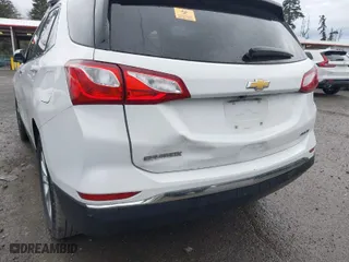 2020 Chevrolet Equinox LT with VIN 2GNAXUEV5L6127261, listed as a IAAI auction lot 41473837 with 200,744 mi miles. Bid and sale history available at carsss.com. Image 6.