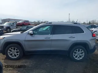 2018 Jeep Cherokee Latitude Plus with VIN 1C4PJMLX1JD550457, listed as a IAAI auction lot 41456104 with 85,931 mi miles and . Bid and sale history available at DreamBid. Image 14.
