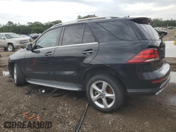 2018 Mercedes-Benz GLE 350 z VIN 4JGDA5JB3JB100039, wystawiony jako Copart lot #57775975 z przebiegiem 59 757 mil mil oraz Szkoda całkowita • Salvage title. Historia ofert i sprzedaży dostępna na DreamBid. Obrazek 2.