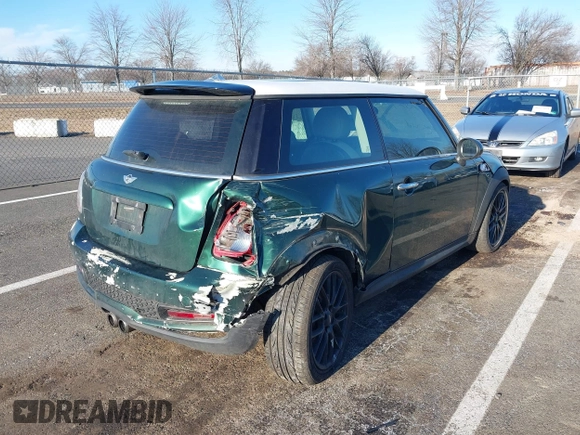 2012 MINI Hardtop S с VIN WMWSV3C5XCTY29340, выставлен на аукционе IAAI как лот 41617869 с пробегом 162 676 миль миль и . История ставок и продаж доступна на DreamBid. Изображение 6.