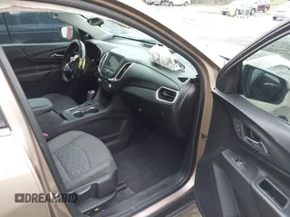 2019 Chevrolet Equinox LT z VIN 2GNAXKEV4K6259009, wystawiony jako IAAI lot #42148297 z przebiegiem 47 897 mil mil oraz . Historia ofert i sprzedaży dostępna na DreamBid. Obrazek 5.