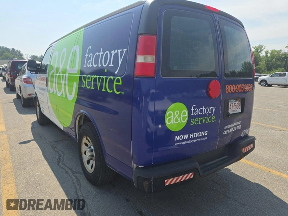 2014 Chevrolet Express Cargo z VIN 1GCSGAFXXE1162573, wystawiony jako IAAI lot #42547277 z przebiegiem 230 224 mil mil oraz . Historia ofert i sprzedaży dostępna na DreamBid. Obrazek 42.